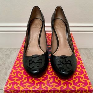 Tory Burch Block Heel Pump